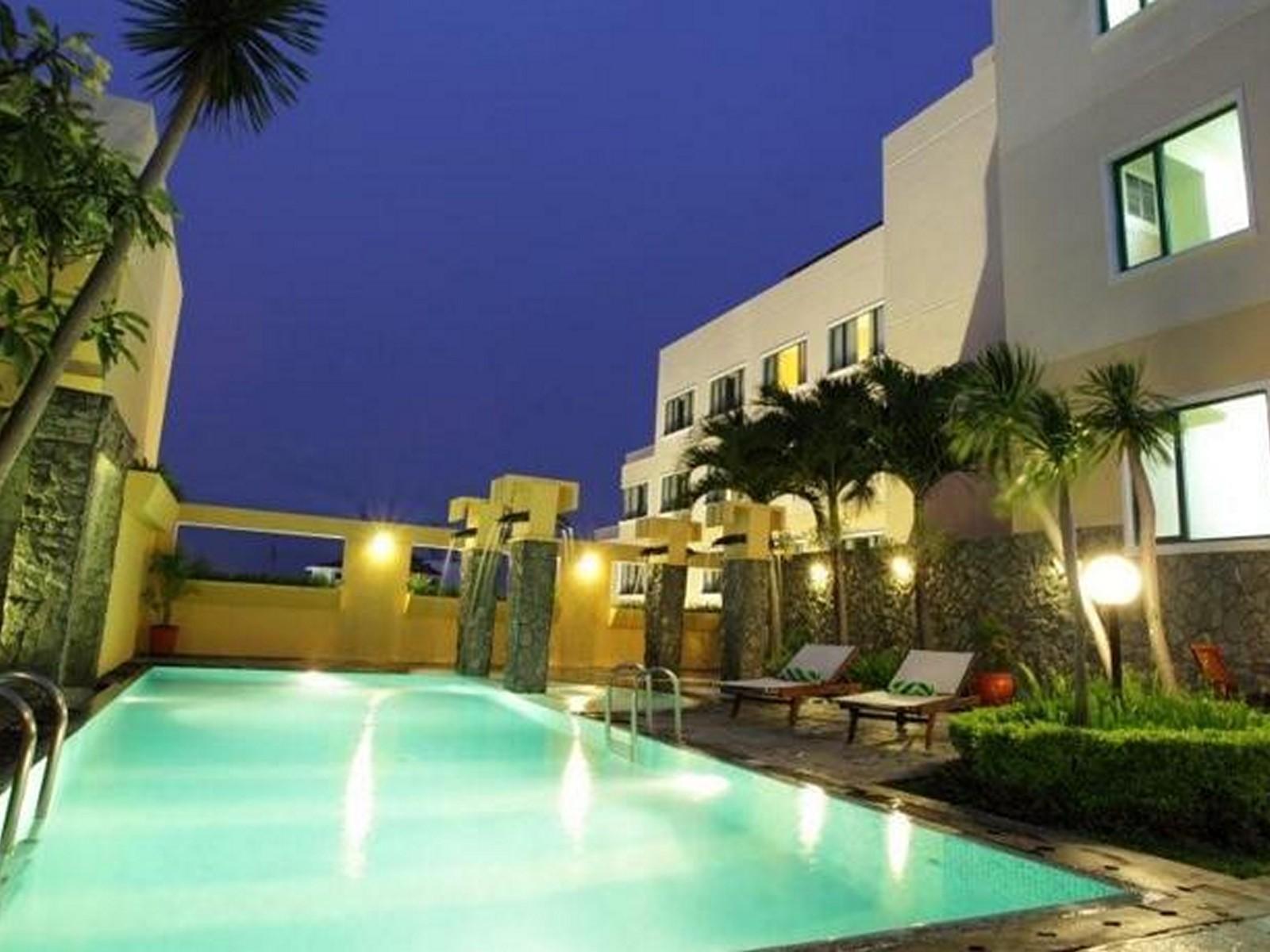 Ibis Malioboro Hotel ยอกยาการ์ตา ภายนอก รูปภาพ