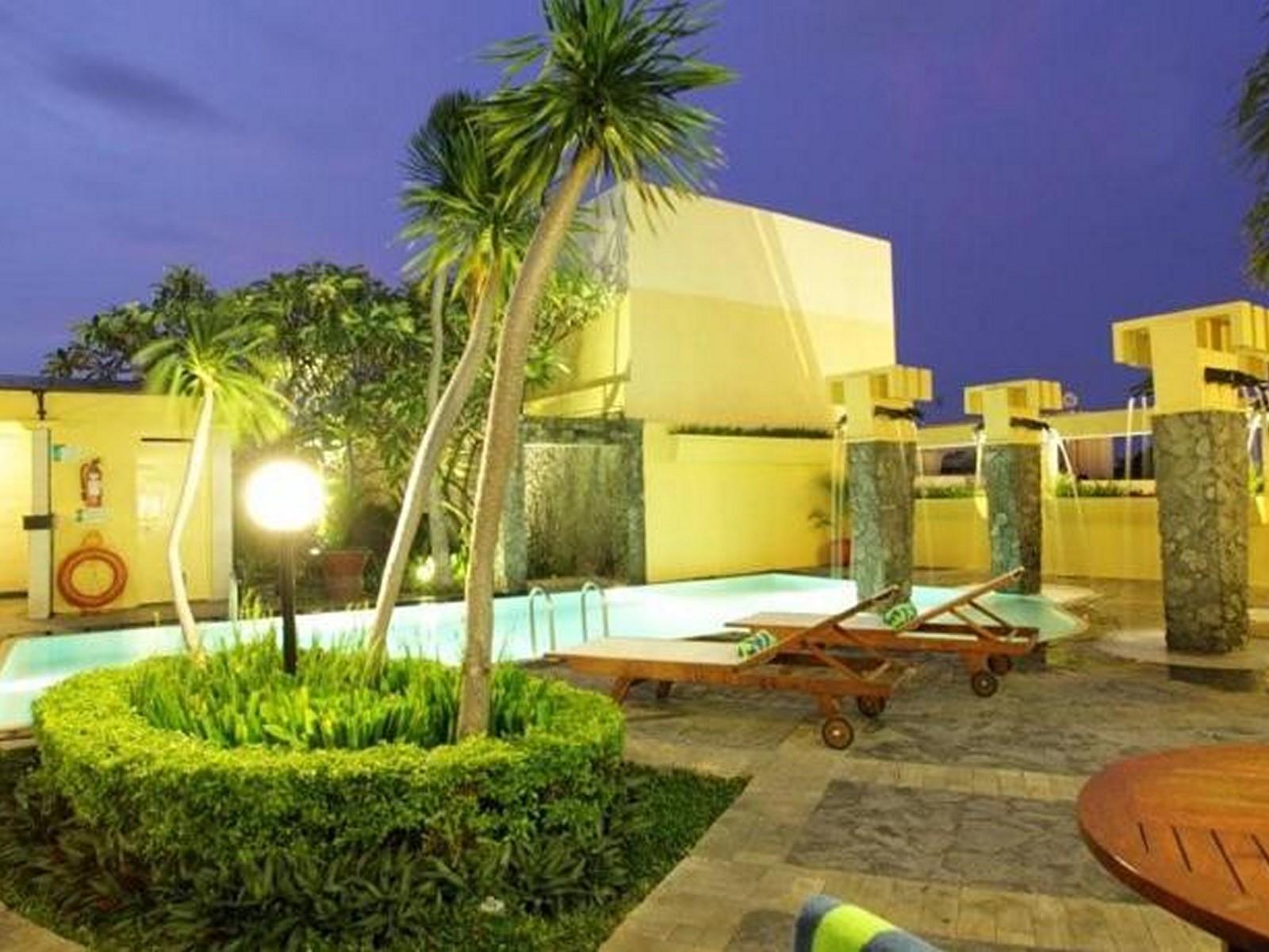 Ibis Malioboro Hotel ยอกยาการ์ตา ภายนอก รูปภาพ