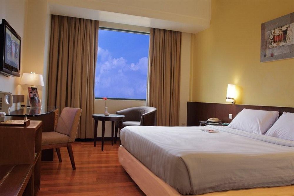 Ibis Malioboro Hotel ยอกยาการ์ตา ภายนอก รูปภาพ